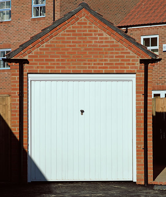 Roller shutter and secure entrance project
