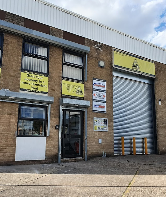Roller shutter and secure entrance project