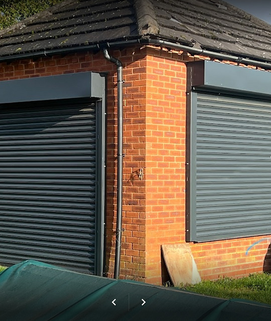 Roller shutter and secure entrance project