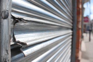 Roller shutter and secure entrance project